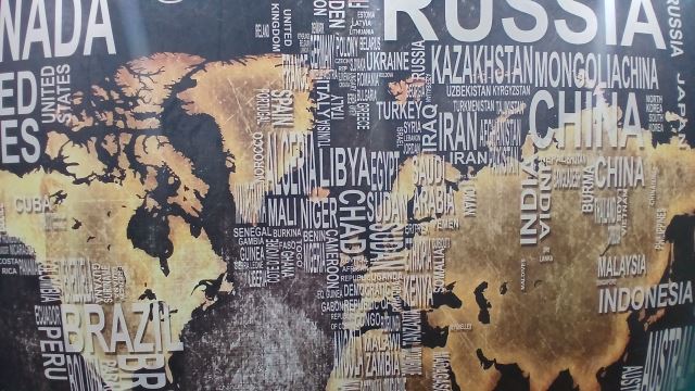 فاطمه آقاکبیری