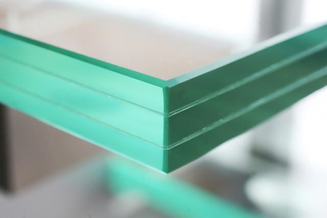 شیشه لمینت در جهانشهر کرج