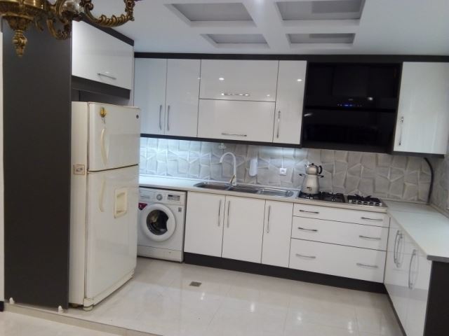 کابینت هایگلاس ایرانی و ترک