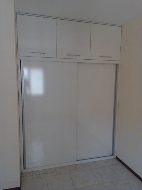 کابینت ریلی