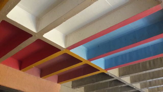 نمای زیرین سقف وافل مهانیت