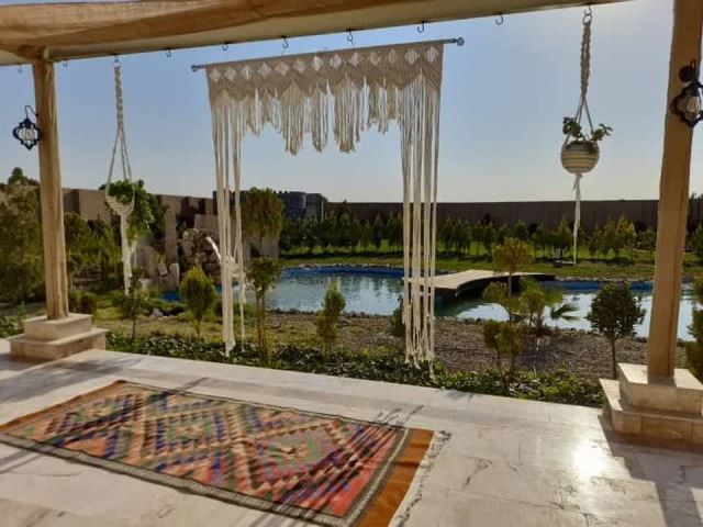 لوکیشن متفاوت