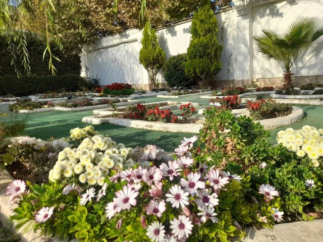 آبان جان عمارت ونوس