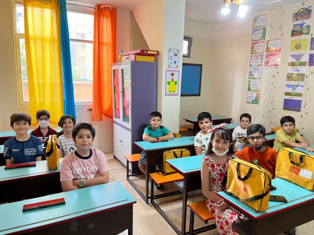 کارآموزان آموزشگاه