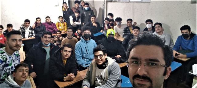 مجموعه کلاس های فیزیک پسران