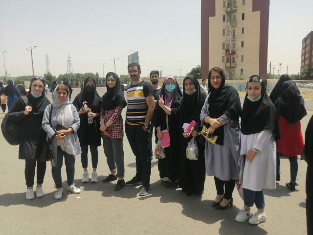 مجموعه کلاس های فیزیک دختران