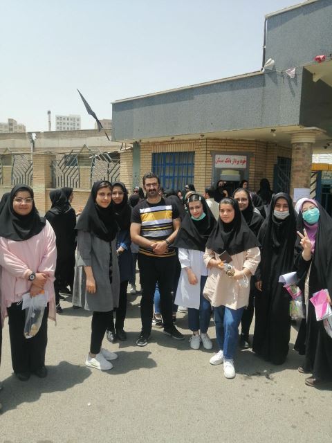 مجموعه کلاس های فیزیک دختران