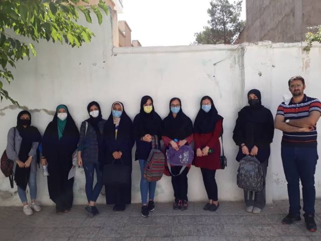 مجموعه کلاس های فیزیک دختران