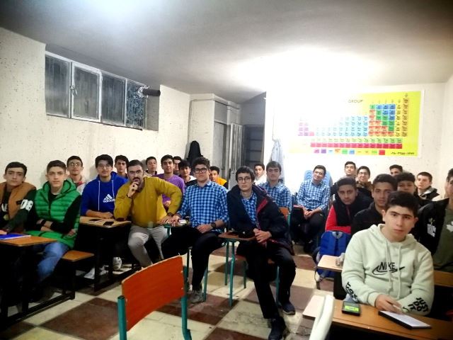 مجموعه کلاس های فیزیک پسران