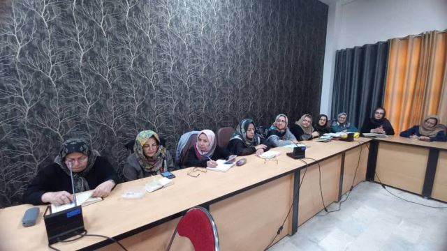 حافظ خوانی شاخه نبات