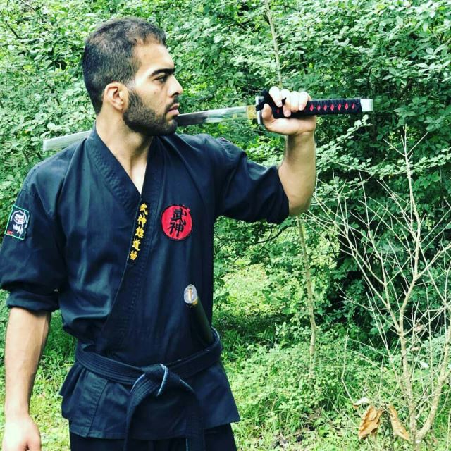 شیهان رضا نیلی