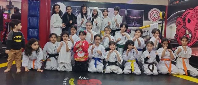 قهرمانان باشگاه سیاه