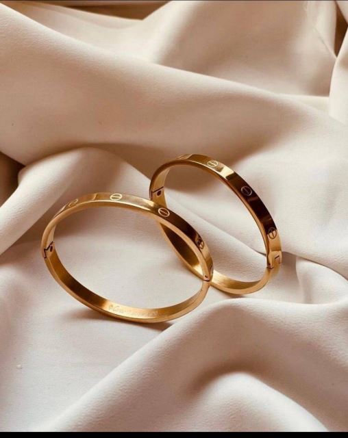 زهرا احمدیان