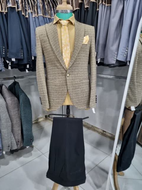 مرکز خرید کت و شلوار در اصفهان