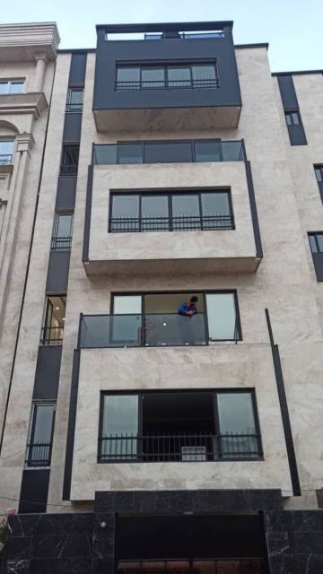 شیشه لمینت 10 میل مشکی