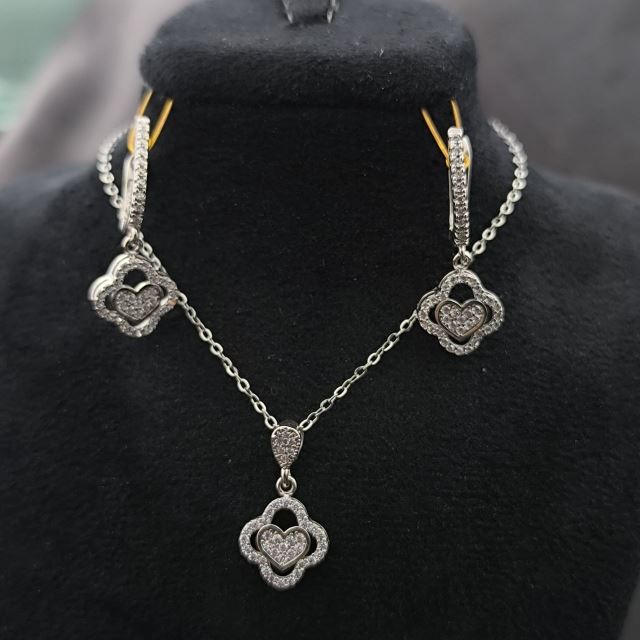 خرید سرویس نقره مشهد