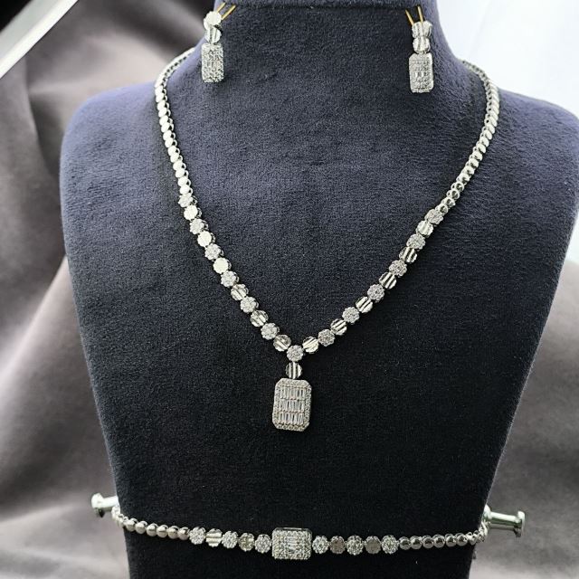 خرید سرویس نقره مشهد