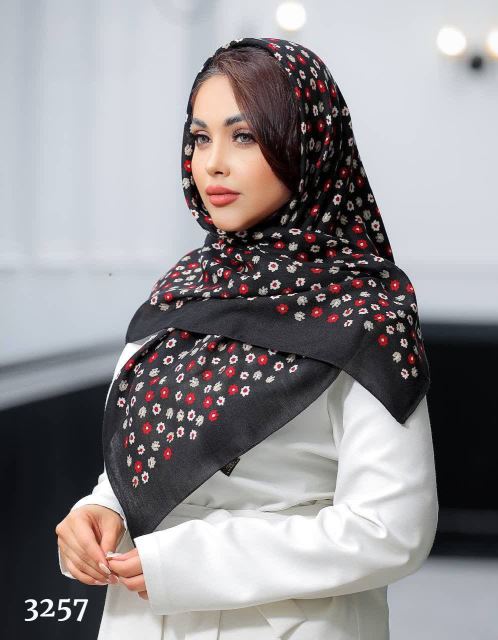 روسری گل ریز