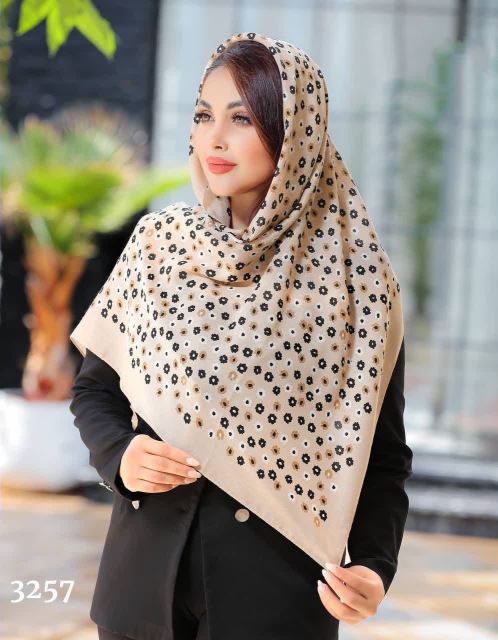 روسری گل ریز