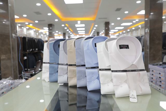 پیراهن مردانه