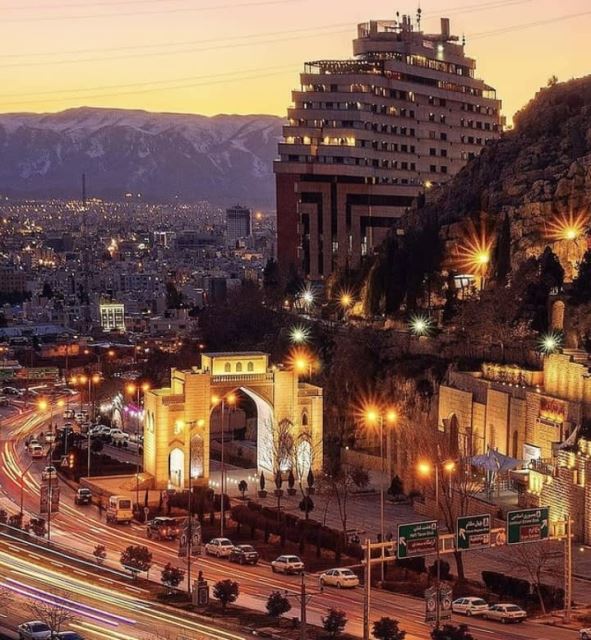 ورودی زیبای شهر شیراز