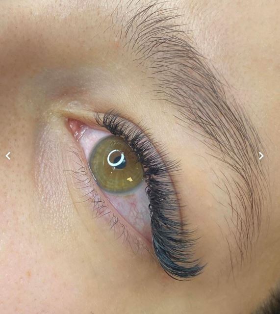 آموزش اکستنشن مژه در اقدسیه