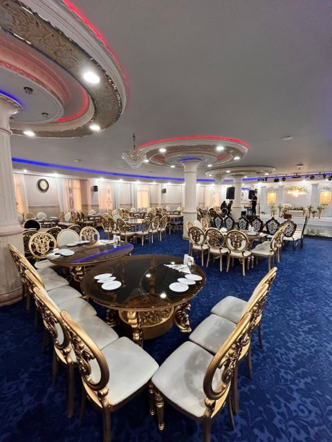 بهترسن باغ تالار اصفهان