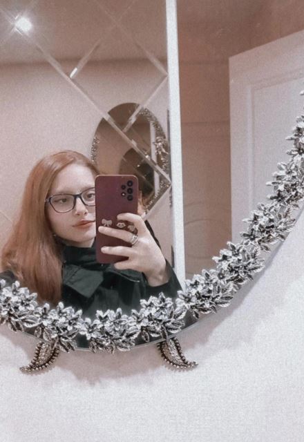 یاسمین هاشمی