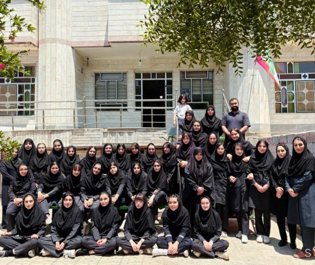 بهترین دبیر ریاضی در آبیک