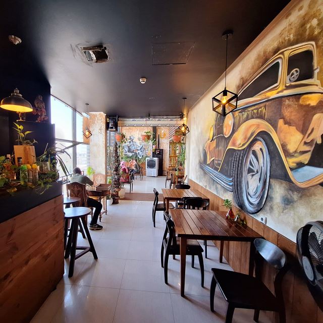 کافه دوستان