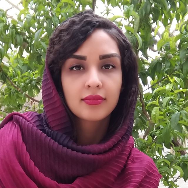 رومینا عباس زاده