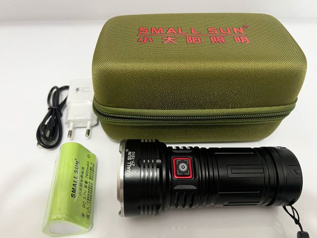 چراغهای شارژی