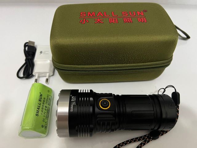 چراغهای شارژی