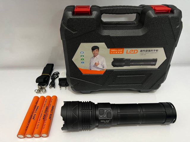 چراغهای شارژی